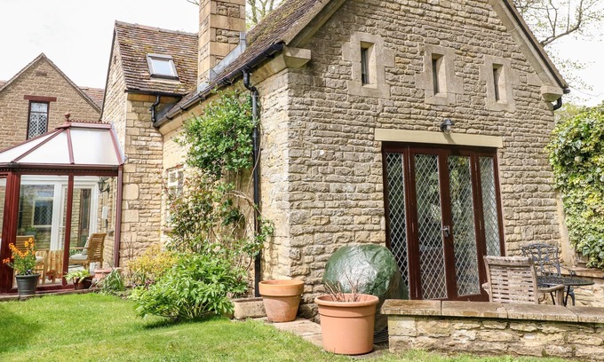 Churchill Cabaña | Anvil Cottage, CHIPPING NORTON