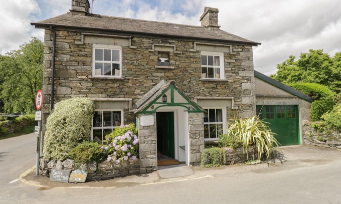 Near Sawrey Cabaña | Anvil Cottage, SAWREY