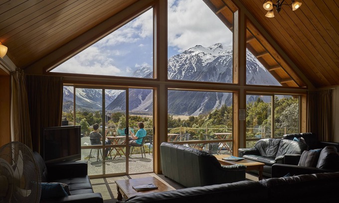 Mount Cook Village Casa | Aoraki Mount Cook Alpine Lodge