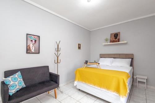 Tupi Apartamento | Apê na Tupi com Ar Condicionado nos Quartos e Sala, Garagem e a 100m da praia