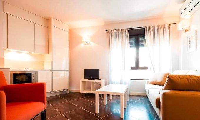 San Martín de Valdeiglesias Apartamento | Apartamento Con Balcon - Hacienda La Coracera