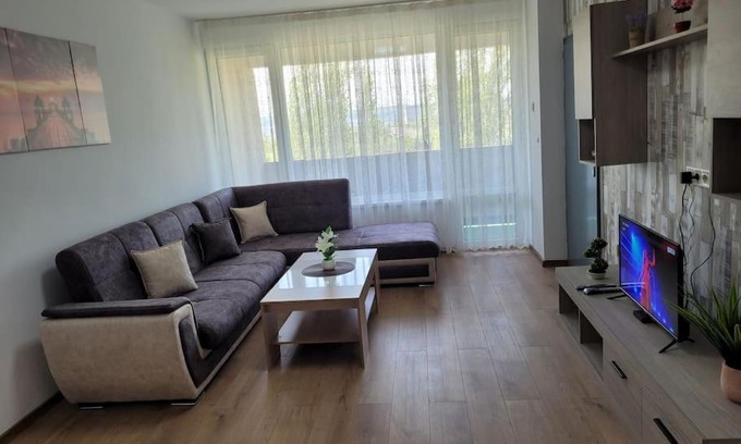 Varna Apartamento | Ap.Mihalevi 2bedrooms,living room and kitchen