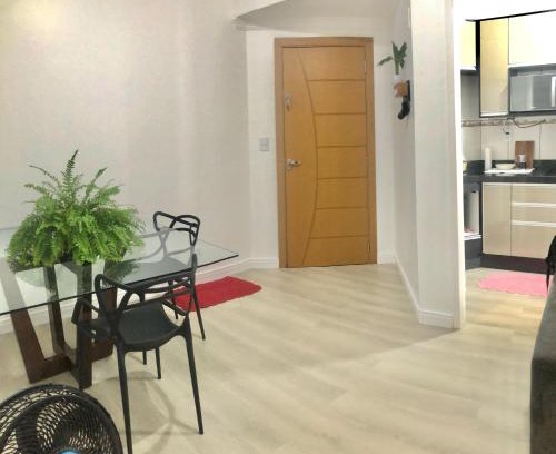Neva Apartamento | Ap no centro com ar condicionado e Garagem Coberta