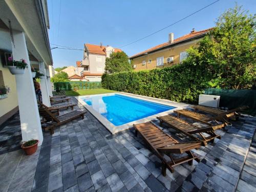 Kastel Novi Apartamento | Ap Villa Isabella with private pool