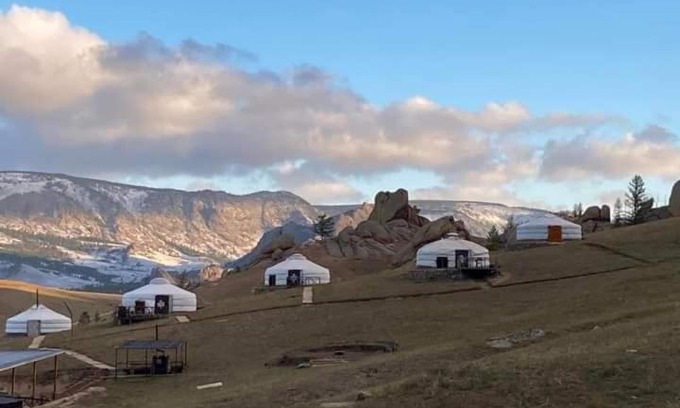 Terelj Otro | Apache Eco Camp, Terelj Nationalpark Mongolia