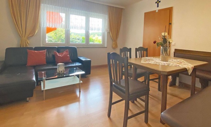Unterburg am Klopeiner See Apartamento | Apartment Agatha - first floor west - garden view - Ferienwohnungen Sauerschnig