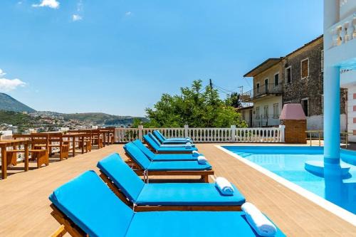 Himare Apartamento | Apart 5 Pool, Views, Kitchen, Parking and more - Goro
