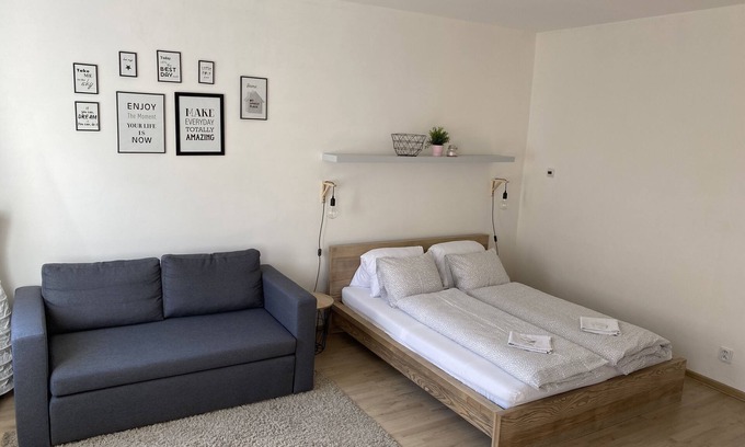 Ostrava City Centre Apartamento | Apartamento con TV, WIFI gratuito y parking gratuito.