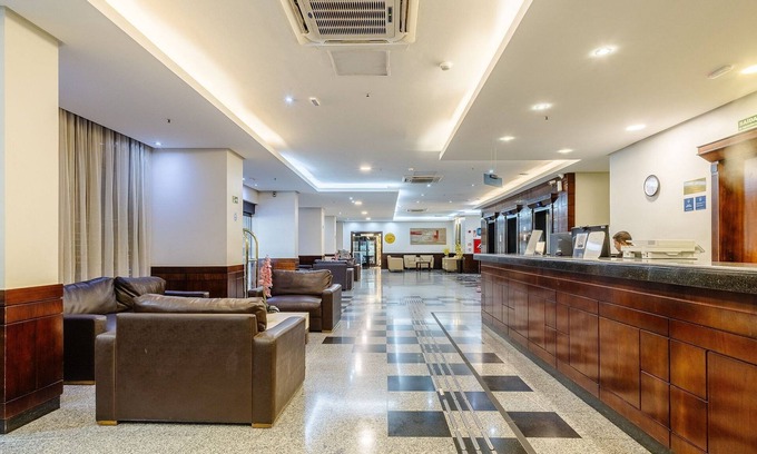 Setor Hoteleiro Sul Apartamento | Apart in a Condo With a Pool in Asa Sul Bhe0405