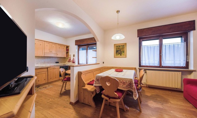 Castello-Molina di Fiemme Apartamento | Apartamento "La Pratolina" con vistas a la montaña, terraza y jardín