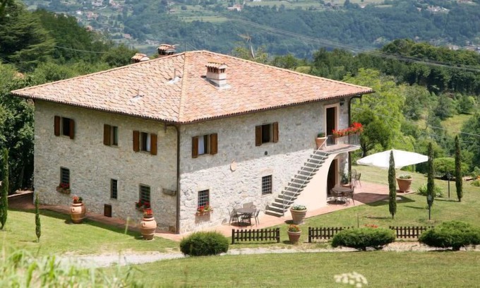 Molazzana Apartamento | Apartamento Gelsomino (CNG192) en Castelnuovo di Garfagnana - 5 personas, 2 dormitorios