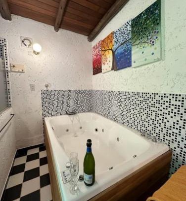 Río Ceballos Apartamento | Apart Suite Rural, hidromasajes doble, pileta, Grupo Cabaña La Triada