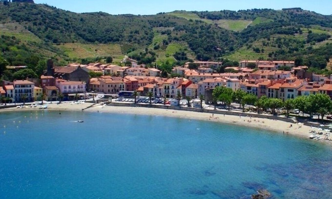 Collioure Apartamento | APART THE FEET IN THE WATER, 30 M FROM THE SEA, + CLIM, WIFI & PRIVATE PARKING
