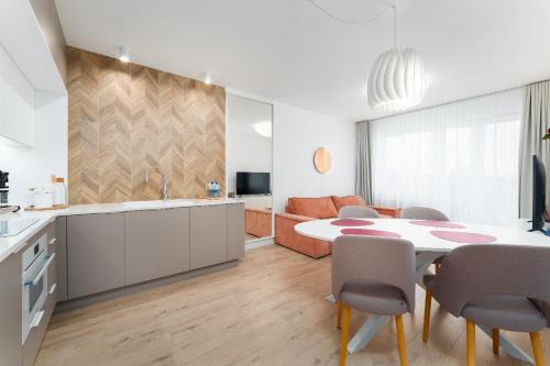 gmina Parzeczew Apartamento | Apart111 Apartamenty Bałtycka 22