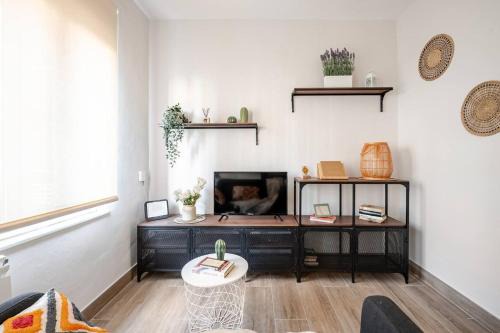 San Martín del Rey Aurelio Apartamento | Apartamento en Sotrondio cerca del río Nalón