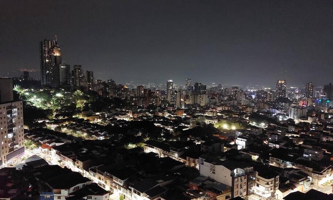 Bucaramanga Apartamento | Apartaestudio piso 19 con vista panoramica a la ciudad bonita
