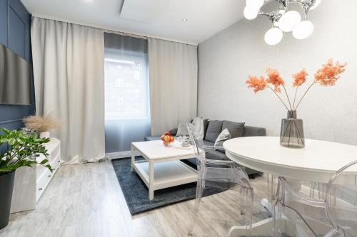 Chebzie Apartamento | Apartament BIANCO w sercu Śląska
