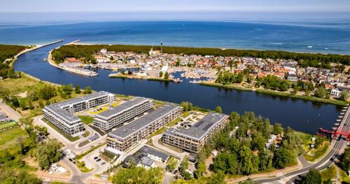 Dziwnow Apartamento | Apartament DZIWNA RIVER z frontowym widokiem na rzekę i basenem Dziwnów EPapartamenty