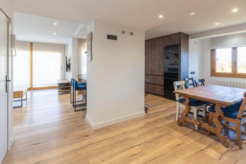 Puigcerda Apartamento | Apartament els Pics Cerdans