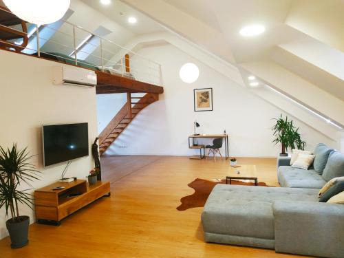Bielsko-Biala Apartamento | Apartament"Nad Niwką 6" z zamykanym bezpłatnym parkingiem