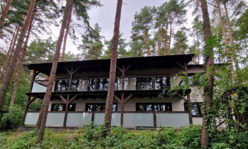 Skarszewy Apartamento | Apartament Sosny 2,1 nad jeziorem OTW Borówno Wielkie