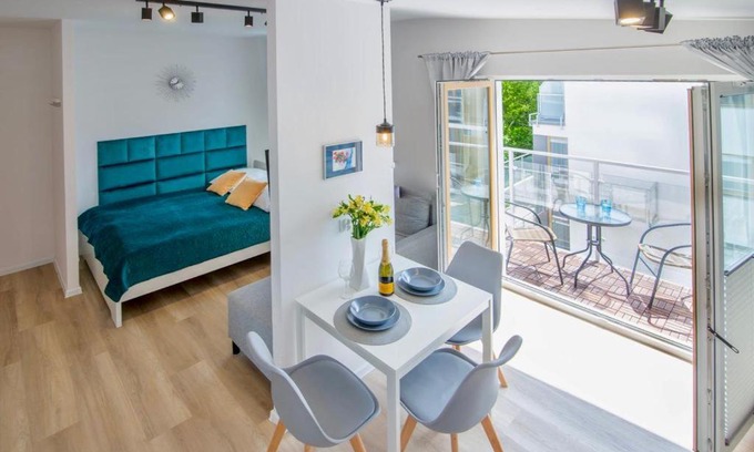 Dziwnowek Apartamento | Apartament "Szczęśliwa 13"