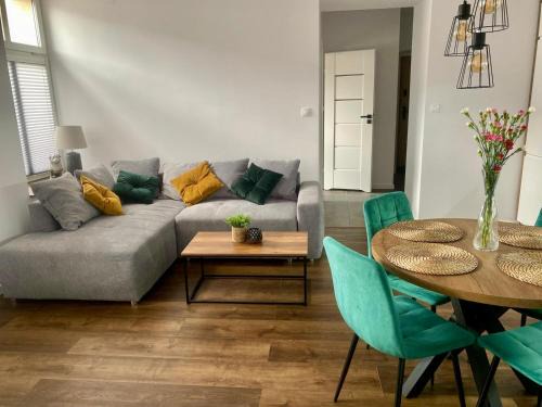 Czestochowa Apartamento | Apartament w centrum 65 m2
