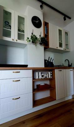 Walbrzych Apartamento | Apartament w Sercu Gór z ogrodem