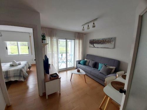 El Francas Apartamento | Apartamento a 300 mts de la playa, 25 minutos de Port Aventura y 50 de Barcelona