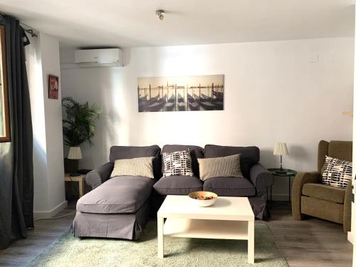 Barrio del Carmen Apartamento | Apartamento Alta