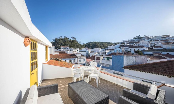 Baiona Apartamento | Apartamento Amarelo