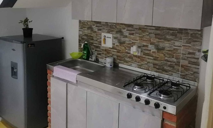 San Javier Apartamento | Apartamento Amoblado Medellin, Comuna Trece