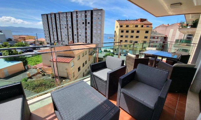 Sanxenxo Apartamento | Apartamento Antopa con entrada directa a la playa - Karkava Travel