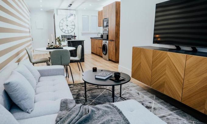 Las Campas y San Claudio Apartamento | Apartamento Augusto Junquera