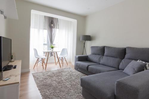 Centro de Logroño Apartamento | Apartamento Avenida de Colón con Aire Acondicionado