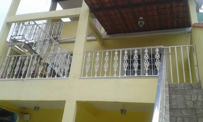 Sampaio Apartamento | Apartamento bem Localizado em Condomínio de Casas