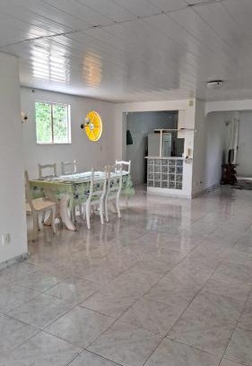 Parapeuna Apartamento | Apartamento com varanda