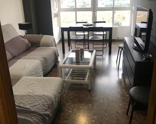 Jesus Apartamento | Apartamento cómodo y espacioso con parking