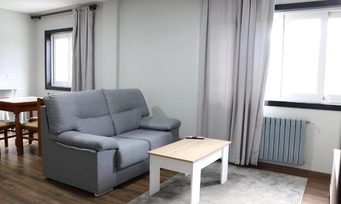 Val do Dubra Hotel | Apartamento Centro Bembibre