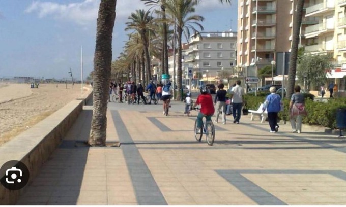 Segur de Calafell Apartamento | apartamento cerca playa ,estación tren y garaje gratis en finca