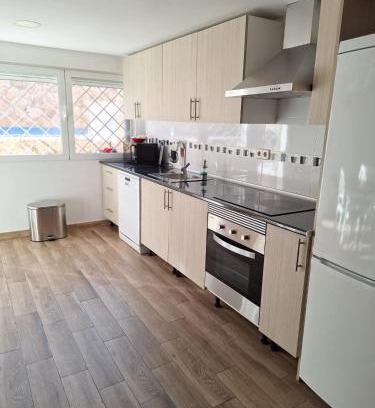 San Blas-Canillejas Apartamento | Apartamento cercano a IFEMA, Aeropuerto, Clinica Universitaria Navarra y Civitas Metropolitano