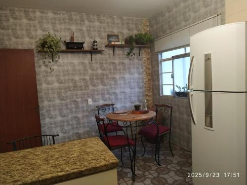 Bonfim Apartamento | Apartamento com dois quartos, sala ampla, bem equipado
