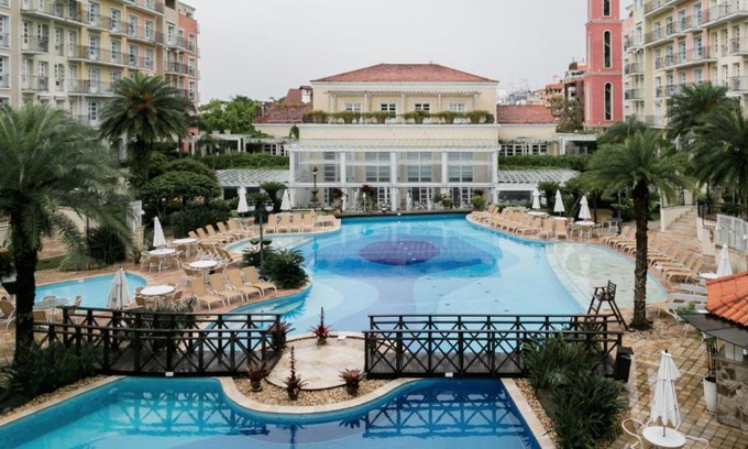 Jurere Apartamento | Apartamento com varanda no IL Campanário Resort
