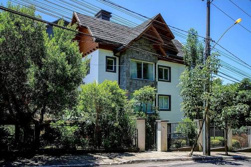 Dutra Apartamento | Apartamento Completo e Confortável em Gramado