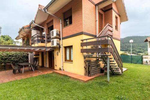 Pesues Apartamento | Apartamento con jardín privado