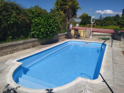 Samieira Apartamento | Apartamento con jardín y piscina temporada verano privados