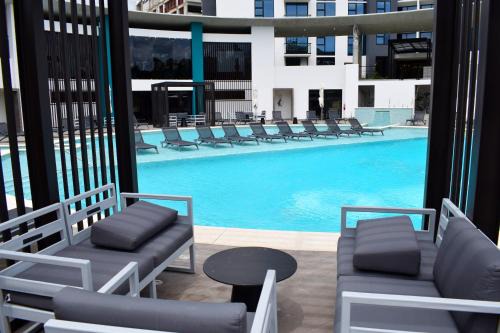 San José Apartamento | Apartamento con piscina y espacio de trabajo