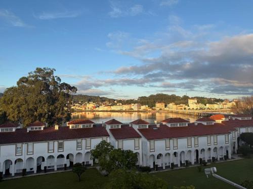 O Grove Apartamento | Apartamento con terraza y vistas al mar en la Isla de la Toja