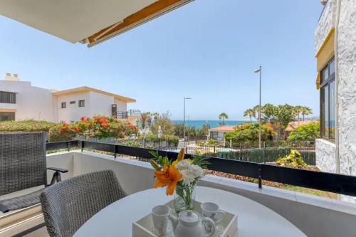 San Agustin Apartamento | Apartamento con vistas al mar
