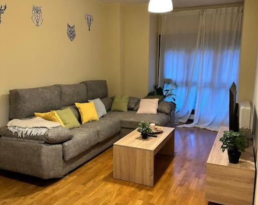 Infiesto Apartamento | Apartamento con vistas a la montaña